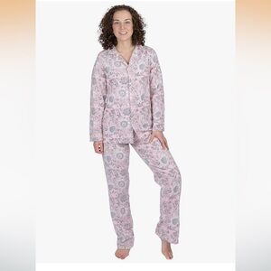 Elegant Pink Floral Cozy Fleece Women's Pajama Set
